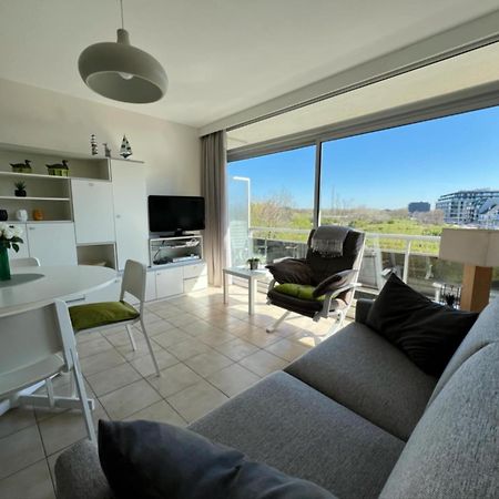 Appartement Residentie Astrid Met Private Parking Bredene Kültér fotó