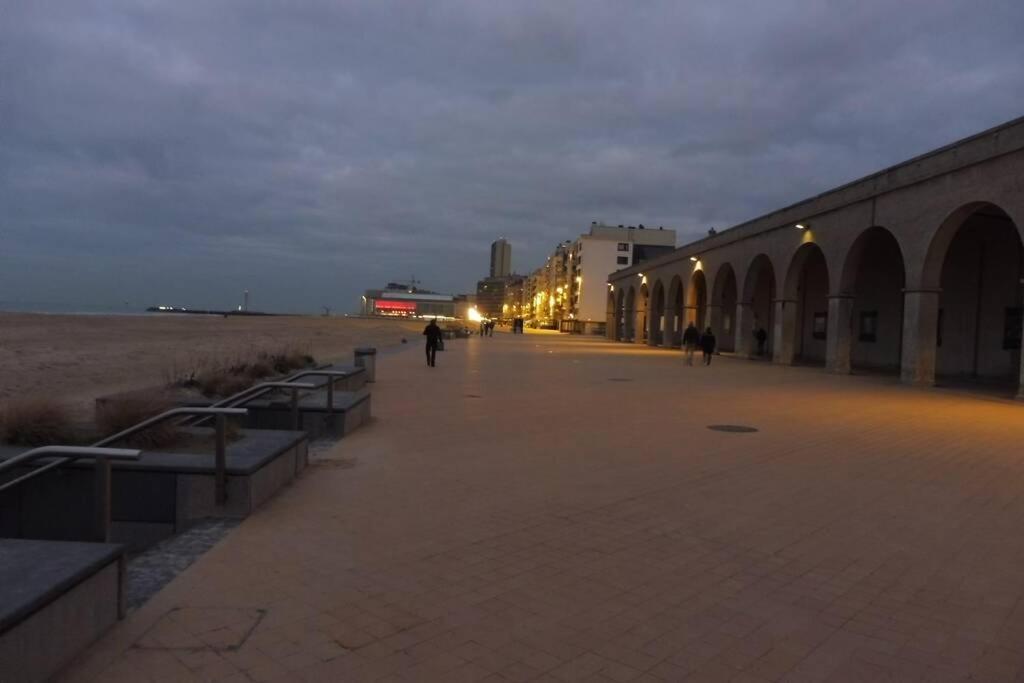 Appartement Residentie Astrid Met Private Parking Bredene Kültér fotó