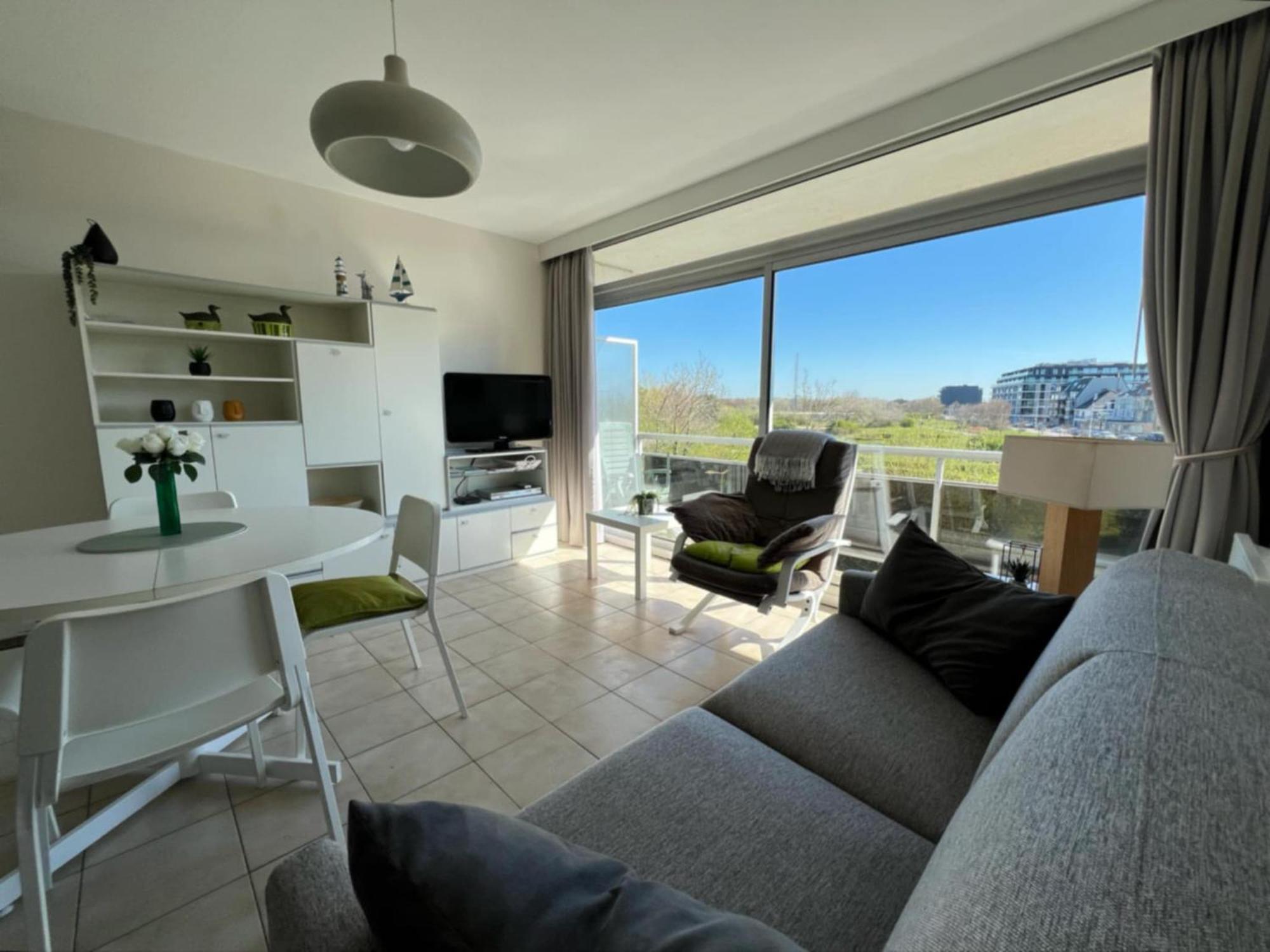 Appartement Residentie Astrid Met Private Parking Bredene Kültér fotó